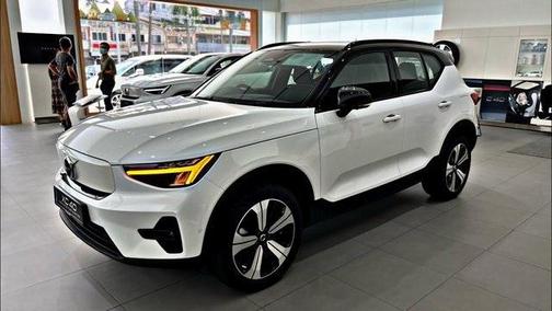 2023 Volvo XC40 Recharge Pure Electric Twin Plus