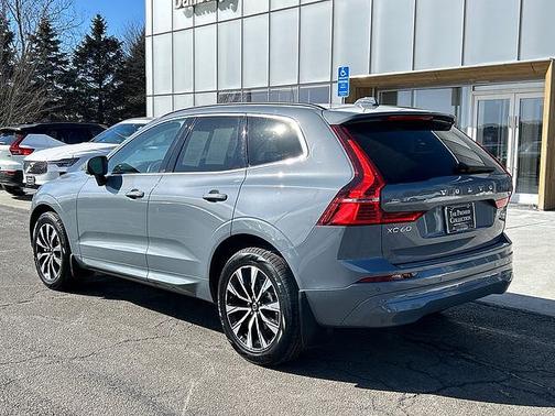 2023 Volvo XC60 Core