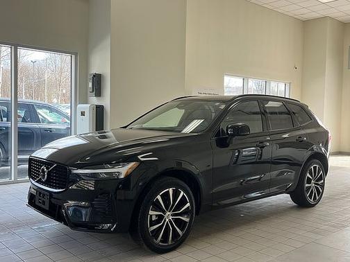 2025 Volvo XC60 Plus