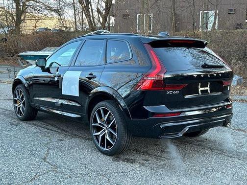 2026 Volvo XC60 Plug-In Hybrid T8 Polestar Engineered