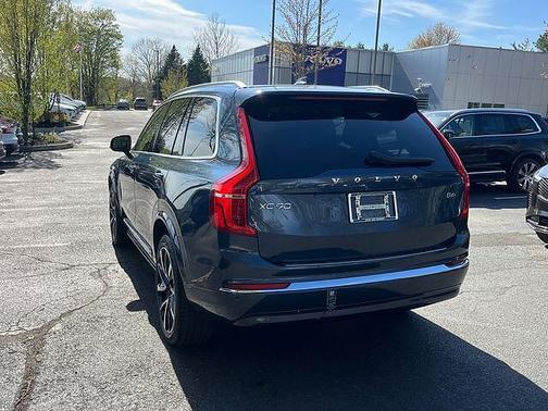 Denim Blue 2023 Volvo XC90 Plus