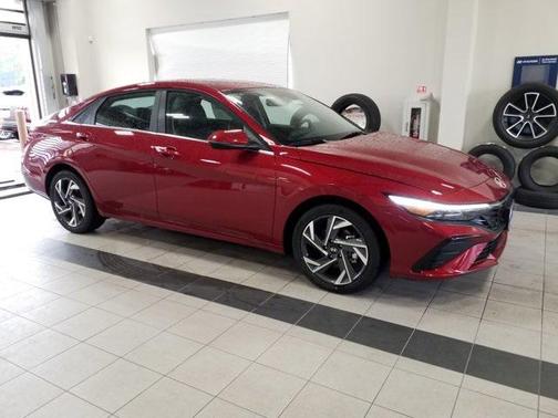 2026 Hyundai ELANTRA Limited