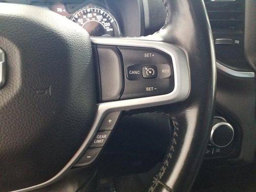 Bright White Clearcoat 2022 RAM 1500 Big Horn/Lone Star