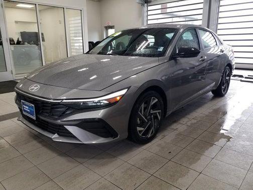 2025 Hyundai ELANTRA Sport