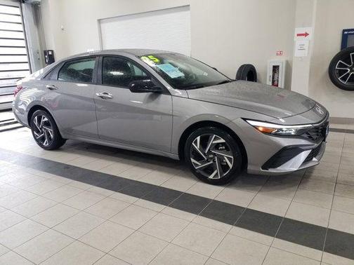 2025 Hyundai ELANTRA Sport