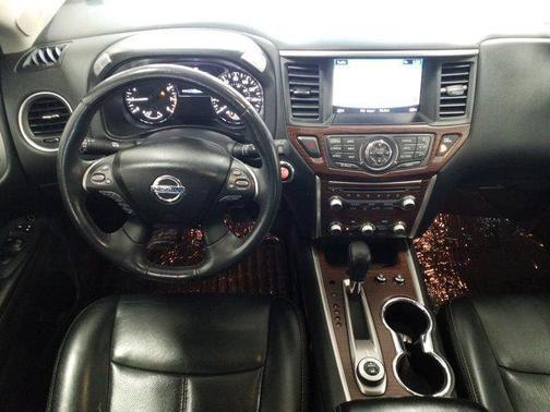 Sandstone 2017 Nissan Pathfinder Platinum