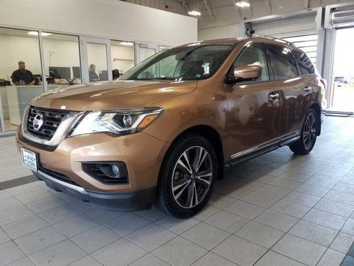 Sandstone 2017 Nissan Pathfinder Platinum