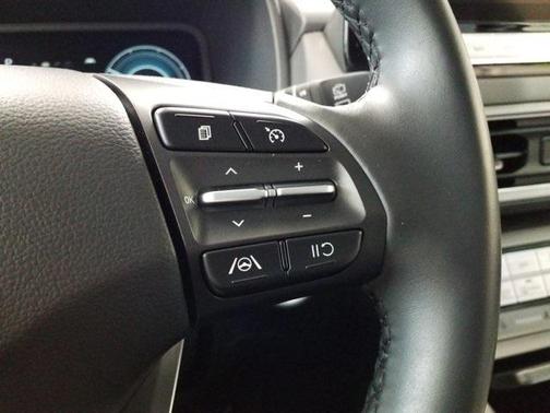 2023 Hyundai KONA EV SEL