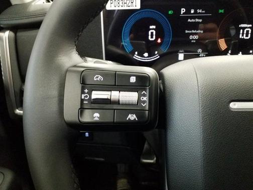2025 Hyundai SANTA FE SE