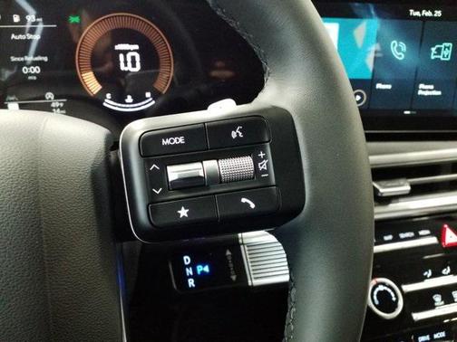 2025 Hyundai SANTA FE SE