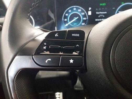 Abyss Black 2025 Hyundai ELANTRA HEV SEL Sport