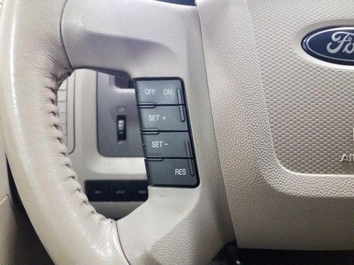 LIME SQUEEZE METALLIC 2011 Ford Escape XLT
