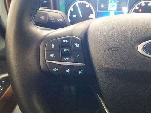 TERRAIN 2024 Ford Maverick Lariat