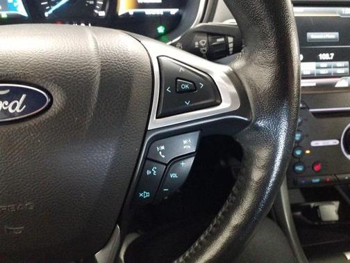 2016 Ford Fusion Hybrid Titanium