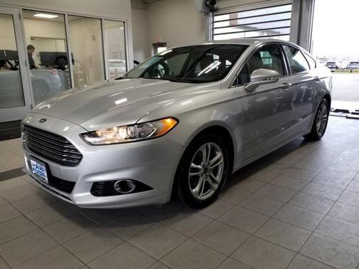 2016 Ford Fusion Hybrid Titanium