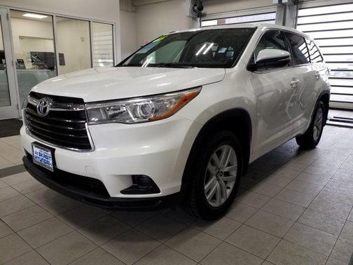 Blizzard Pearl 2016 Toyota Highlander LE