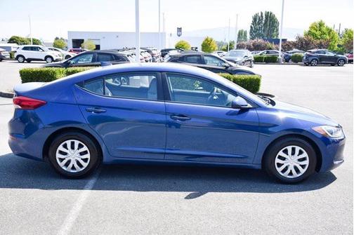 Lakeside Blue 2017 Hyundai ELANTRA SE