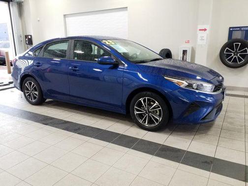 Deep Sea Blue 2023 Kia Forte LXS