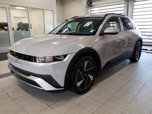 2025 Hyundai IONIQ 5 SEL