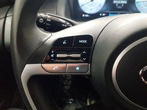 White Pearl 2024 Hyundai TUCSON SEL