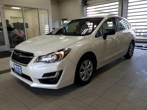 2016 Subaru Impreza 2.0i