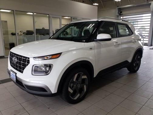 Lunar White 2026 Hyundai VENUE SEL