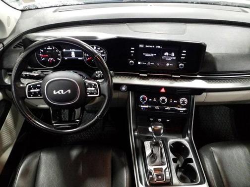2022 Kia Carnival LXS