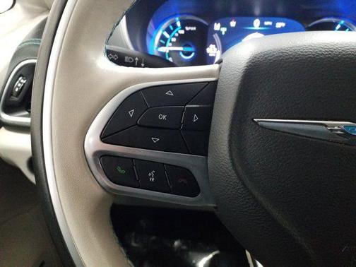 2020 Chrysler Pacifica Hybrid Limited