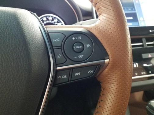 2020 Toyota Avalon Hybrid Limited