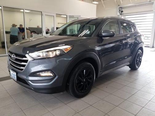 Coliseum Gray 2018 Hyundai TUCSON SEL