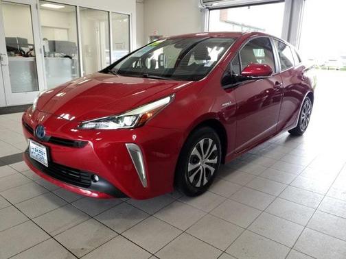 2020 Toyota Prius XLE