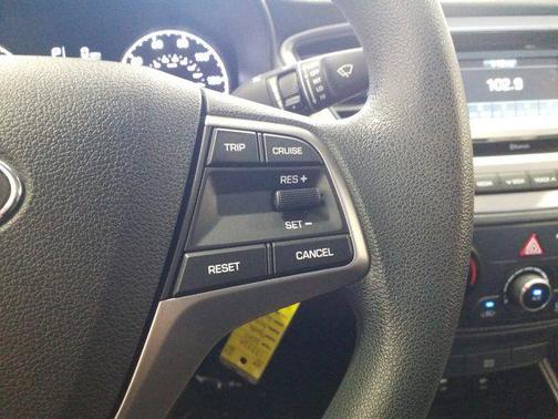 Urban Gray Metallic 2020 Hyundai Accent SE