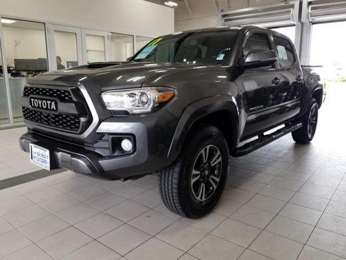 2017 Toyota Tacoma TRD Sport