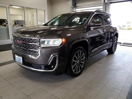 2020 GMC Acadia Denali