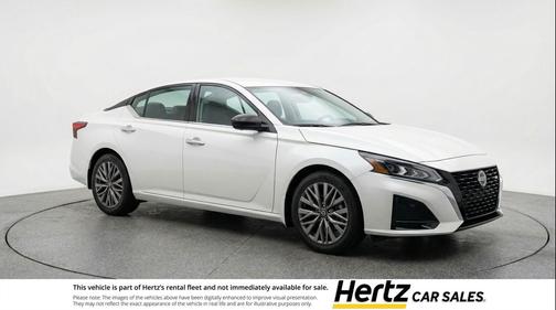Glacier White 2025 Nissan Altima SV FWD