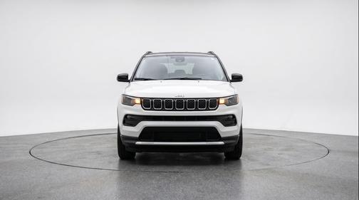 Bright White Clearcoat 2025 Jeep Compass Limited