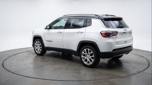 Bright White Clearcoat 2025 Jeep Compass Limited