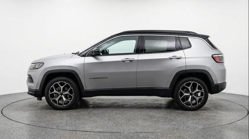 Silver Zynith Metallic Clearcoat 2025 Jeep Compass Limited