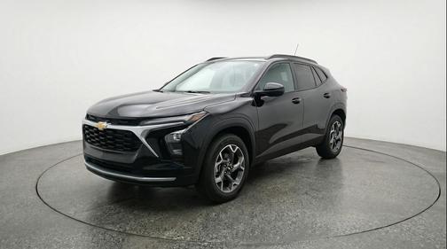 Mosaic Black Metallic 2025 Chevrolet Trax LT