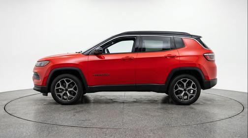 Red Hot Pearlcoat 2025 Jeep Compass Limited