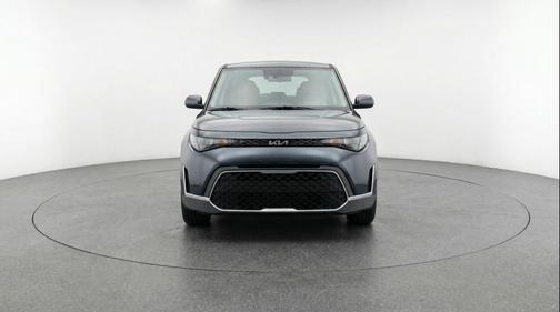 Gravity Gray 2025 Kia Soul LX