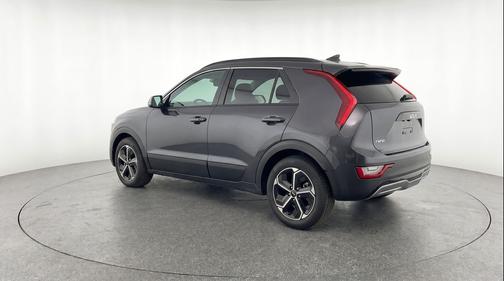 Interstellar Gray 2026 Kia Niro LX