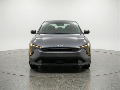 Interstellar Gray 2025 Kia K4 LXS