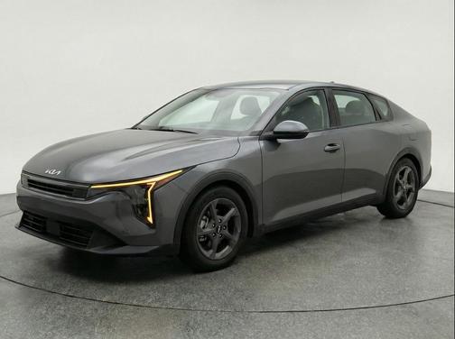 Interstellar Gray 2025 Kia K4 LXS