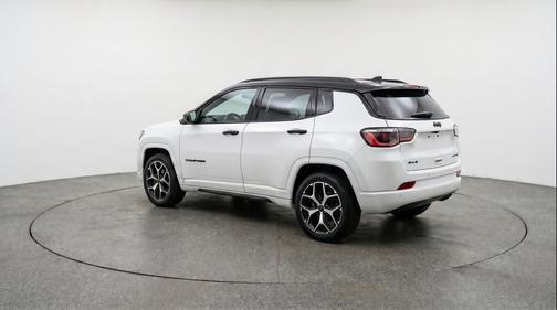 Bright White Clearcoat 2025 Jeep Compass Limited