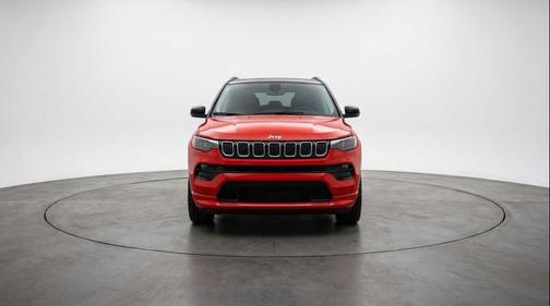Red Hot Pearlcoat 2025 Jeep Compass Limited