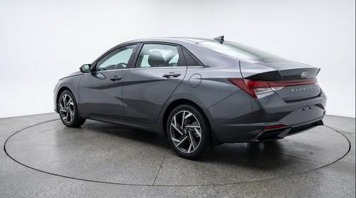 Amazon Gray 2025 Hyundai ELANTRA SEL