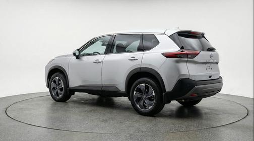 Brilliant Silver Metallic 2025 Nissan Rogue SV