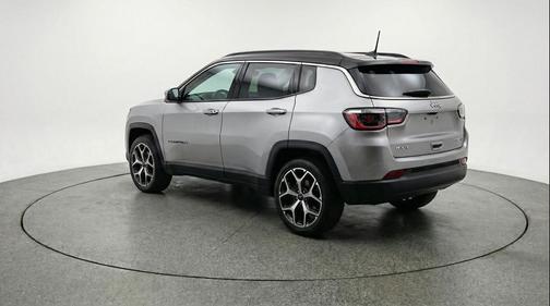 Silver Zynith Metallic Clearcoat 2025 Jeep Compass Limited