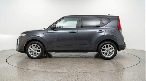 Gravity Gray 2025 Kia Soul LX